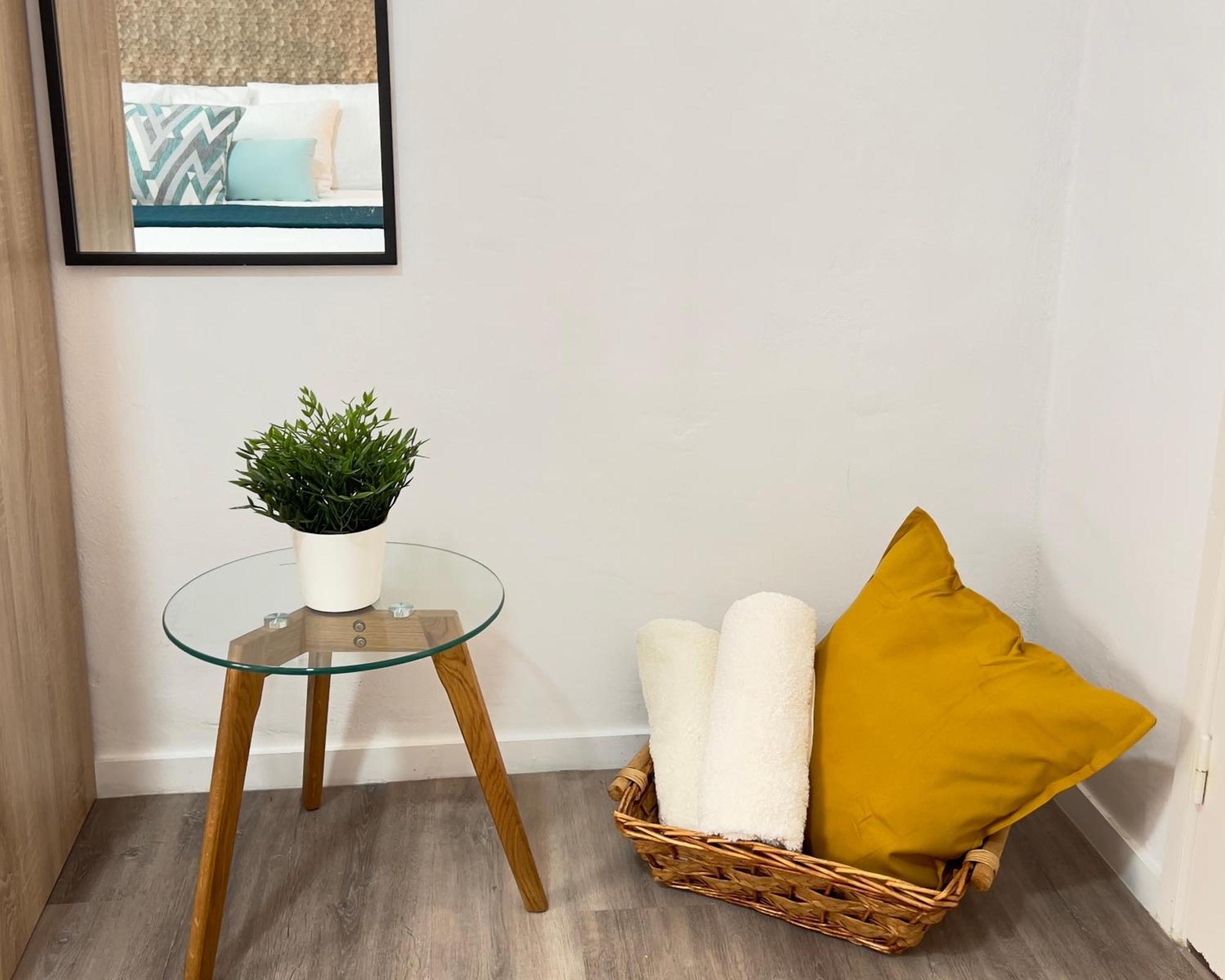 Alcamar Habitacion Privada Con Las Areas De Sala, Cocina Y Bano Que Se Comparten Cerca Al Mar! Alcalá 외부 사진