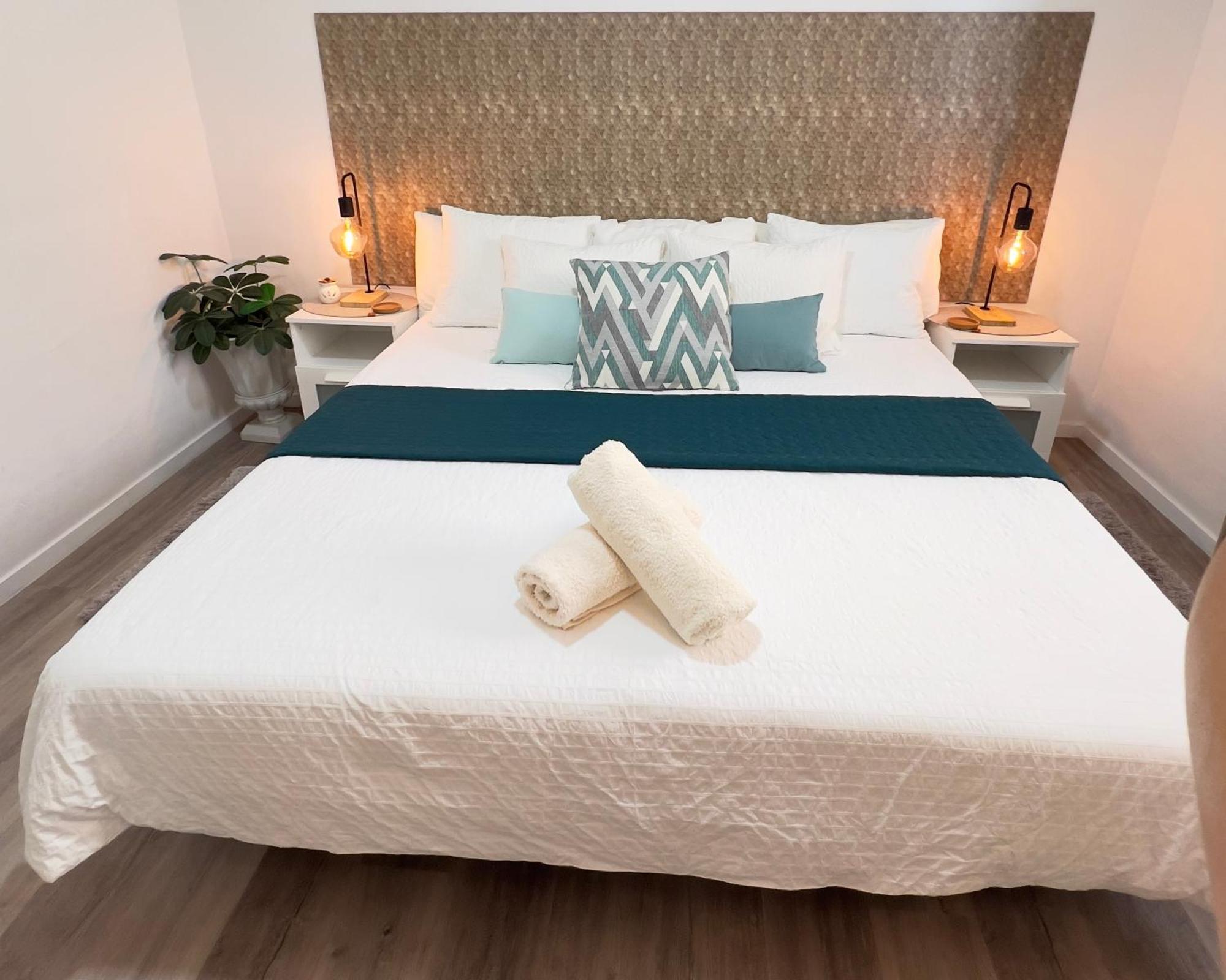 Alcamar Habitacion Privada Con Las Areas De Sala, Cocina Y Bano Que Se Comparten Cerca Al Mar! Alcalá 외부 사진