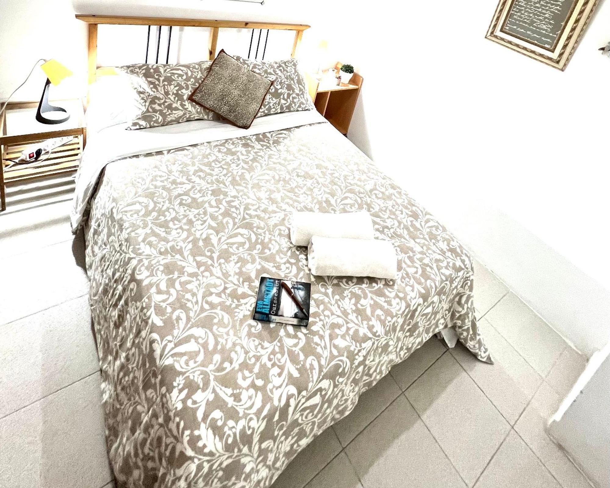 Alcamar Habitacion Privada Con Las Areas De Sala, Cocina Y Bano Que Se Comparten Cerca Al Mar! Alcalá 외부 사진