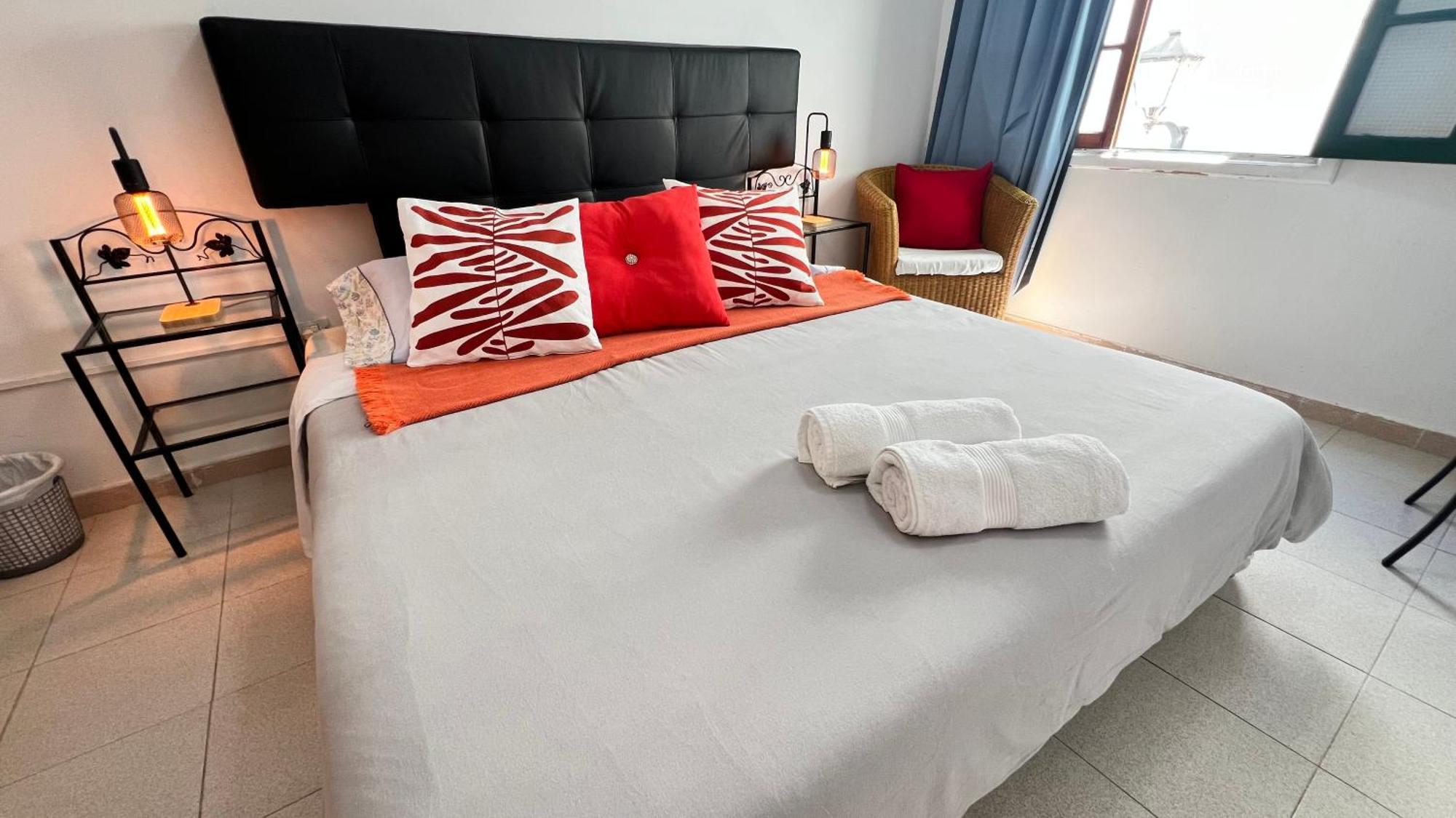 Alcamar Habitacion Privada Con Las Areas De Sala, Cocina Y Bano Que Se Comparten Cerca Al Mar! Alcalá 외부 사진